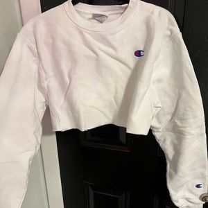 champion white cropped sweatshirt